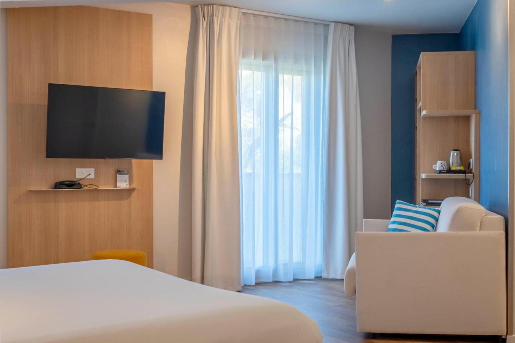 Ibis Styles Biarritz Plage ภายนอก รูปภาพ